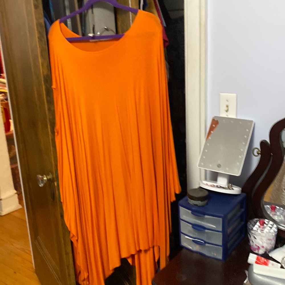 Orange tunic - Picture 1 of 4